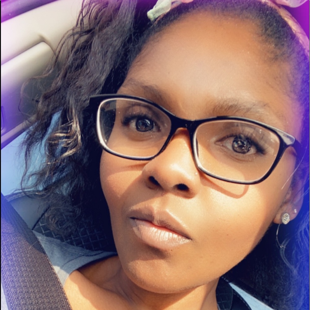 Meet your Posher, Vanisha